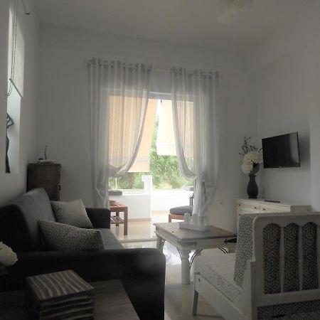 Sgs Luxury Apartments Xylokastro Esterno foto
