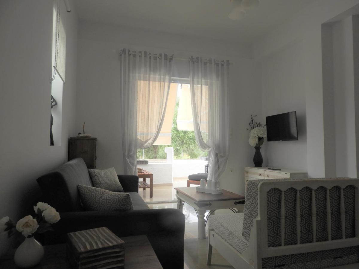 Sgs Luxury Apartments Xylokastro Esterno foto